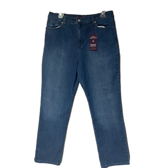 Gloria Vanderbilt Denim - Women’s Gloria Vanderbilt Amanda 14‎ short tapered leg classic rise jeans nwt